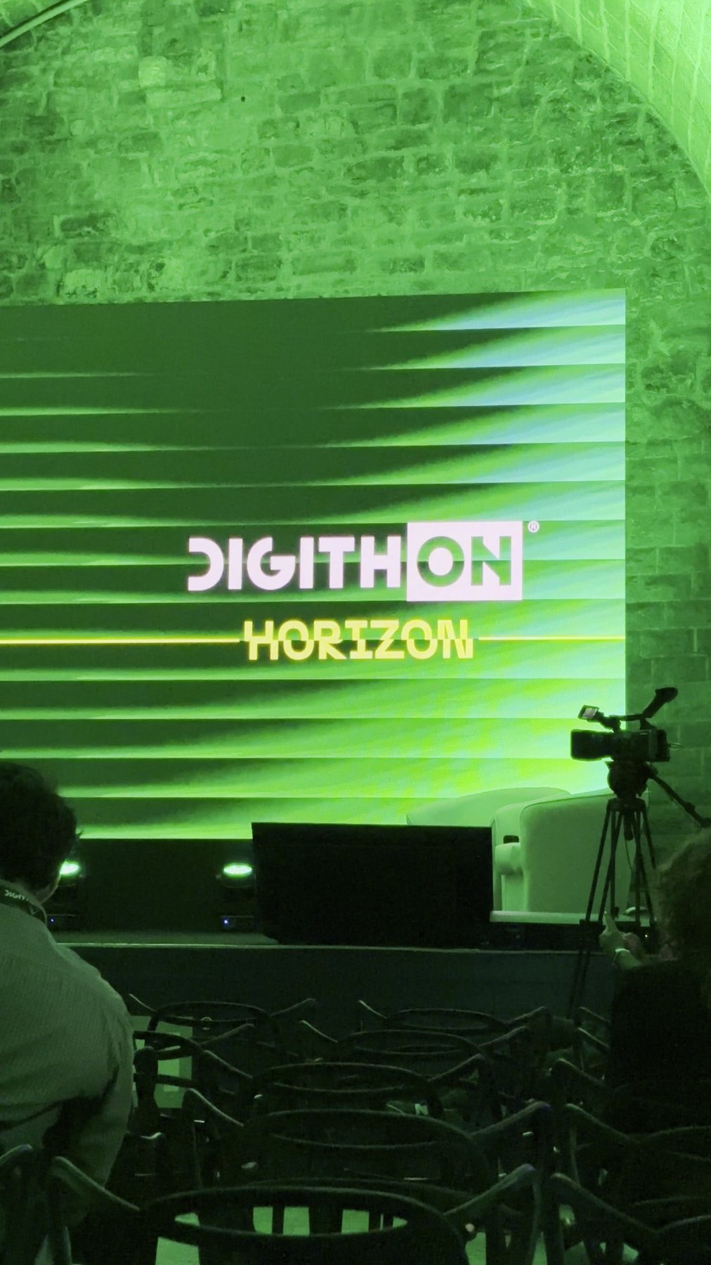 Il palco di DigithON Horizon prima delle presentazioni